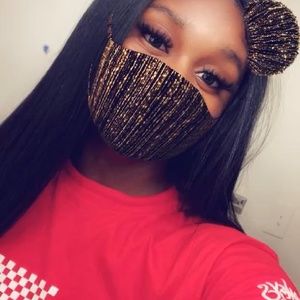 Meet your Posher, Bluu